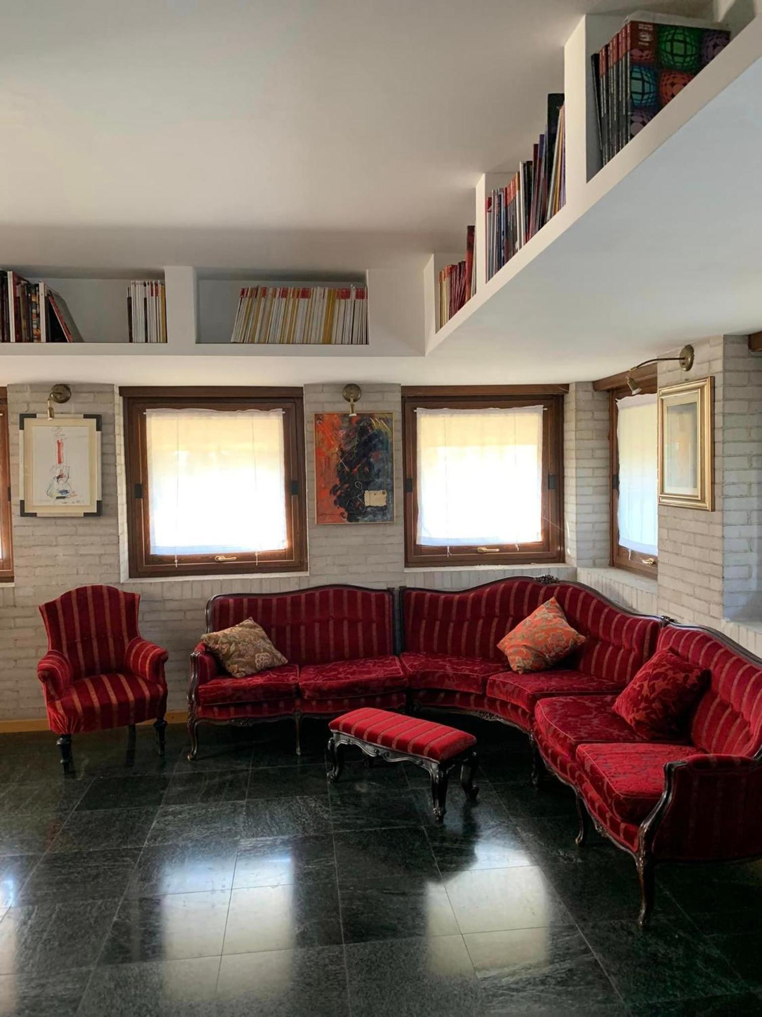 La Casa Dei Nonni Di Leini' Villa Esterno foto